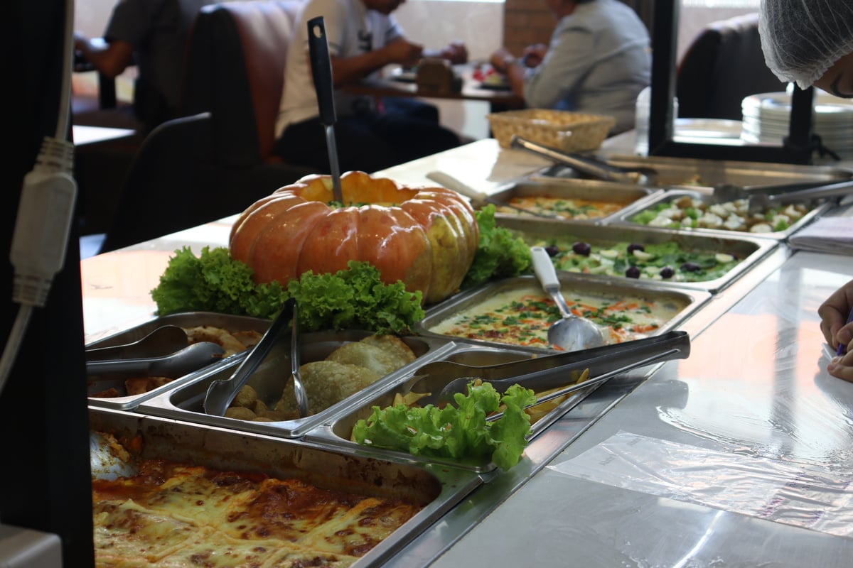 buffet a vontade em campinas com várias opções como: lasanha, pastelzinho frito, bobó de camarão
Almoçar a vontade almoço a vontade buffet livre comer em campinas a vontade barato